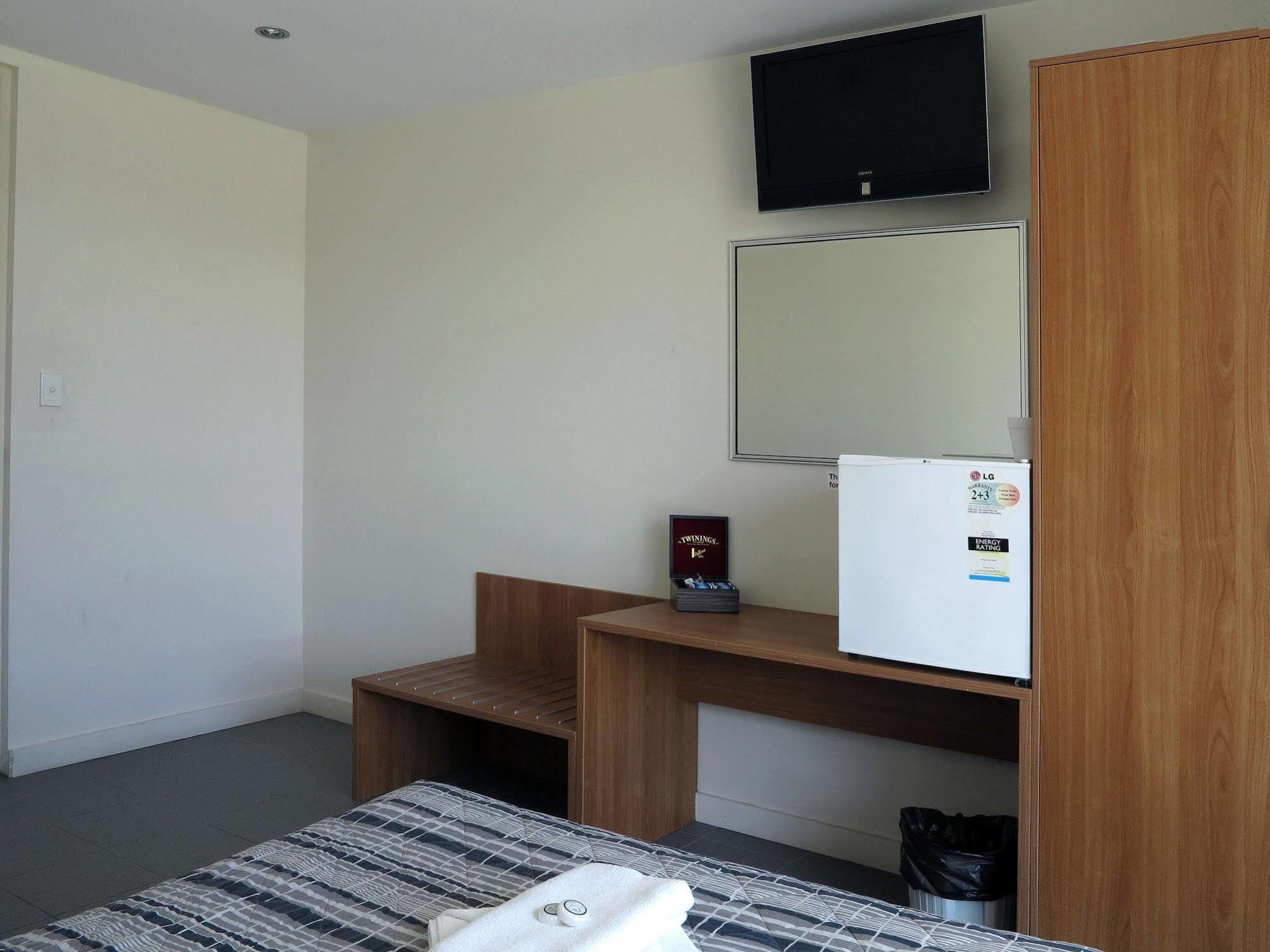 Upper Ross Hotel Townsville Bagian luar foto