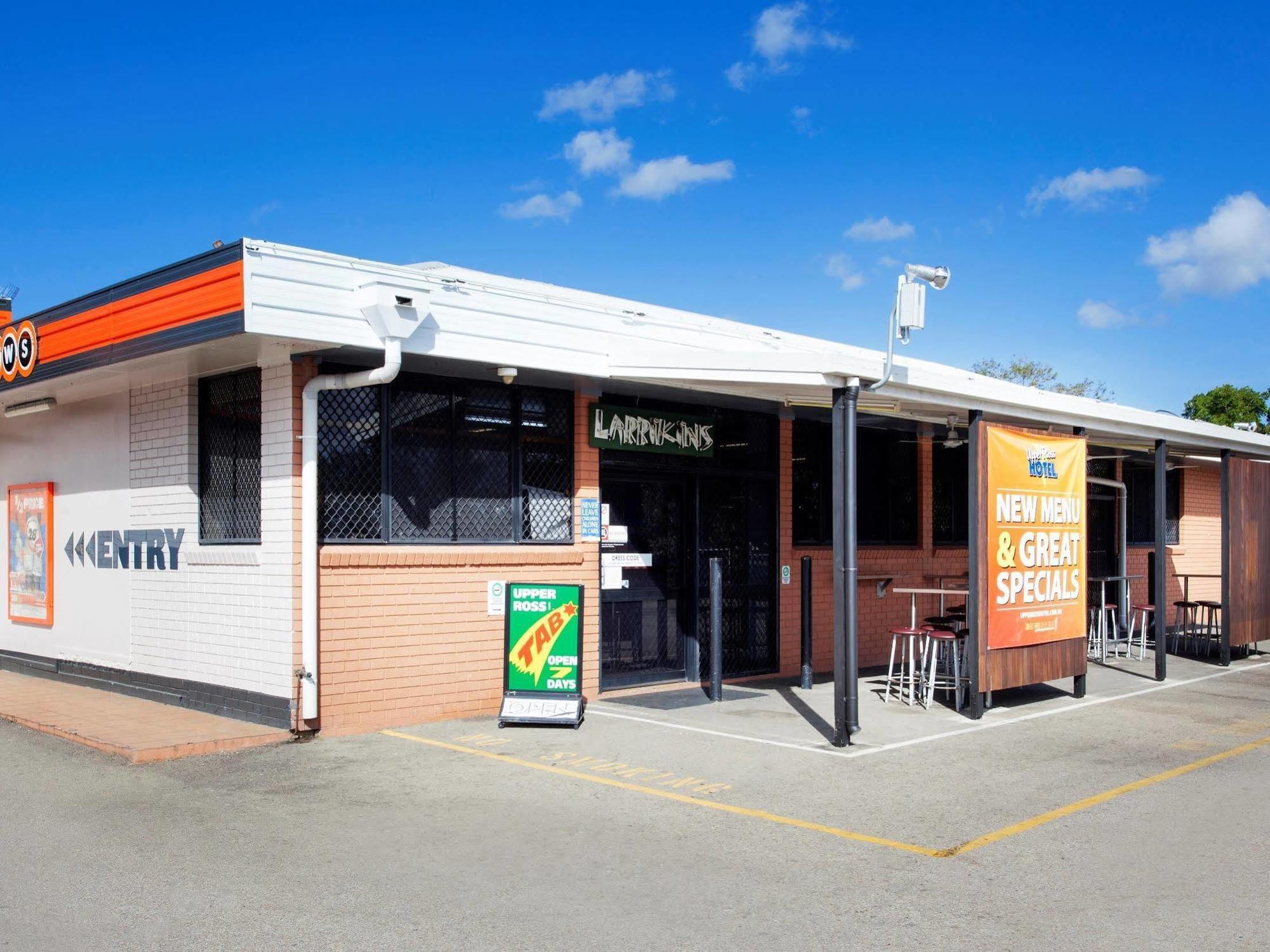 Upper Ross Hotel Townsville Bagian luar foto