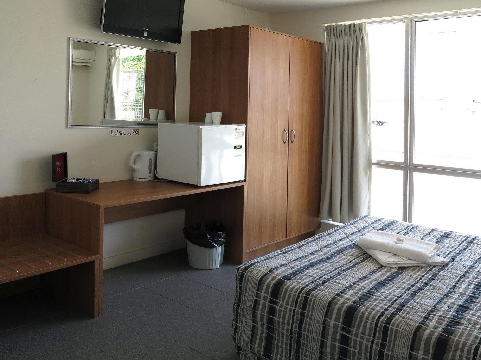 Upper Ross Hotel Townsville Bagian luar foto