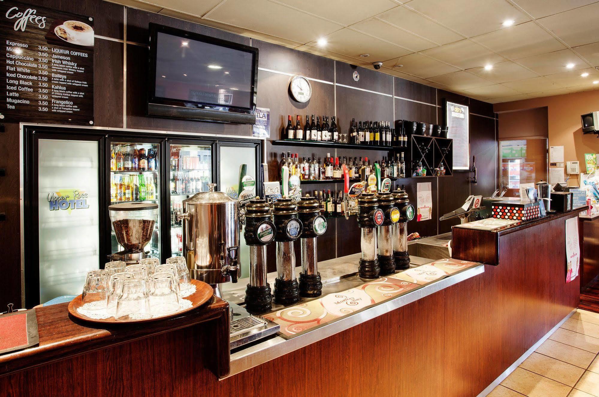 Upper Ross Hotel Townsville Bagian luar foto